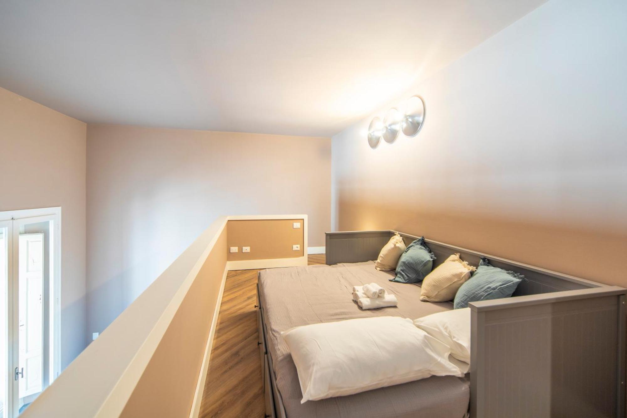 Stylish On The Lungarno In Apartamento Florencia